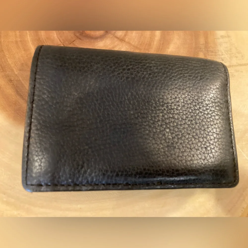 MICHAEL KORS Black Wallet Window‎ ID Credit Cards Slots Bi Fold JET SET